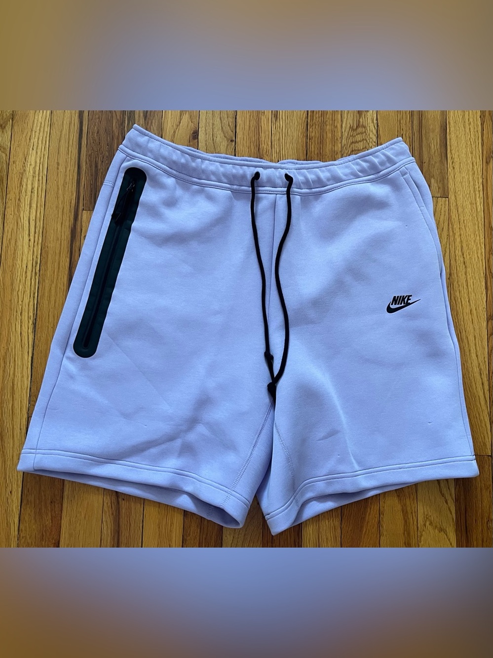 Size XL Mens Nike Sportswear Tech Fleece Shorts Lilac Purple FB8171-515